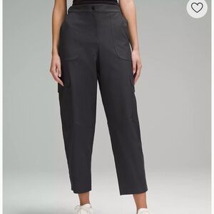 7/8 Lululemon Utilitech Cargo Pocket Pant - Graphite Grey